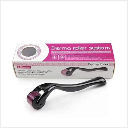 Derma Roller - Smoothen Skin & Reduce Fine Lines